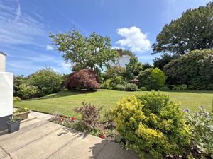 Photo 13- click for photo gallery